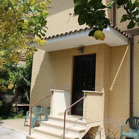 Villa Maria